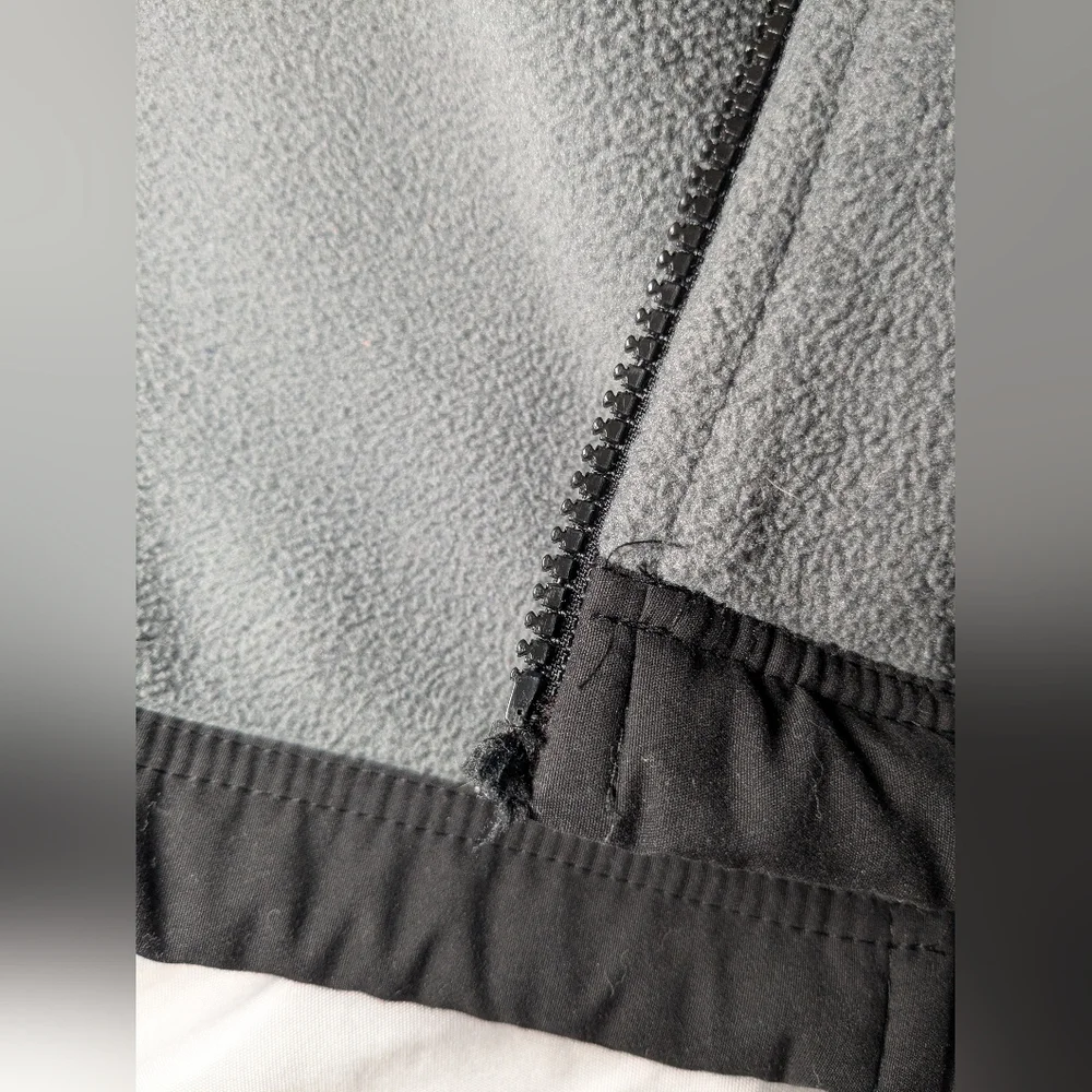 IZOD PerformX PFX Men's Fleece Gray And‎ Black Jacket Size Large